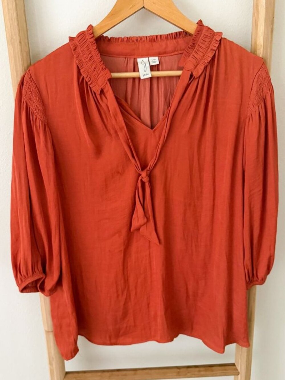 Joie Silk Look Tie Neck Blouse Rust Terracotta Smocked 3/4 Sleeve Size Large
